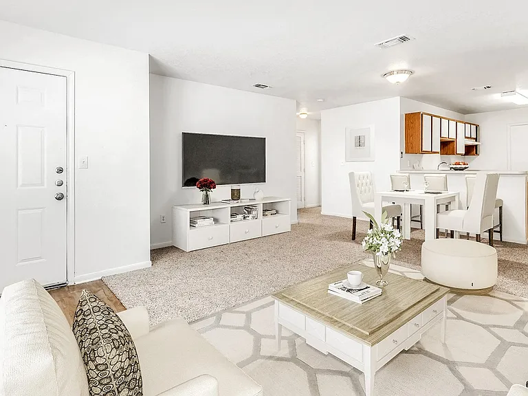 Las Villas De Leon Apartments — Photo 18
