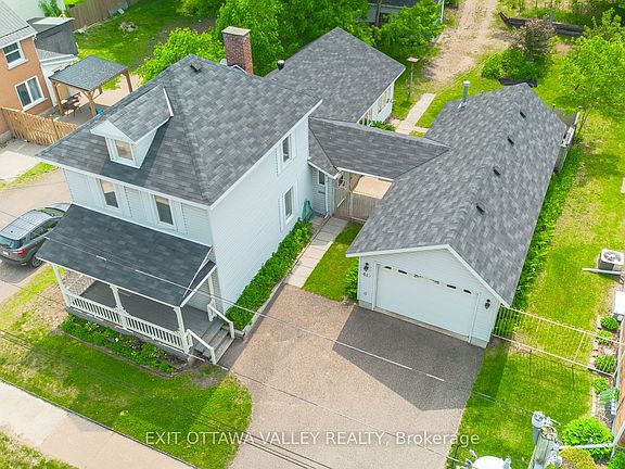 5th image of 415 Trafalgar Rd