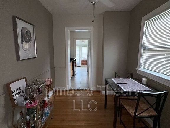 3rd image of 817 N Jefferson St