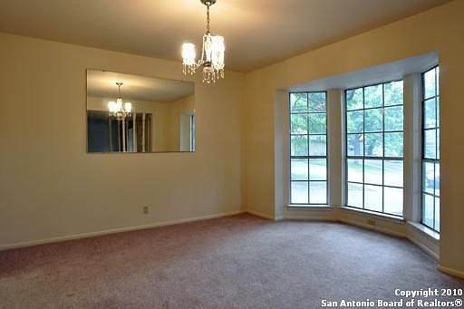 4th image of 8502 Oak Cliff St