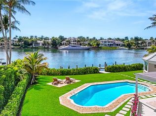 440 Kings Town Dr, Naples, FL 34102