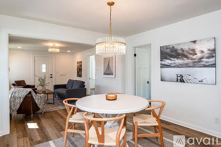 1015 Woodley Rd — Photo 17