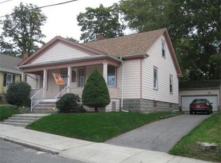327 Mount Pleasant St, Fall River, MA 02720