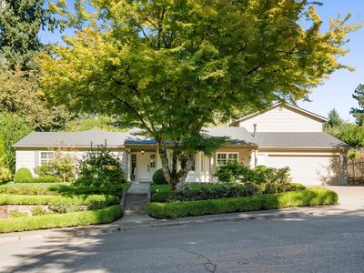 1405 Cherry Crest Ave, Lake Oswego, OR, 97034