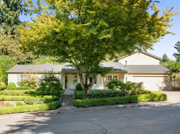 1405 Cherry Crest Ave, Lake Oswego, OR 97034