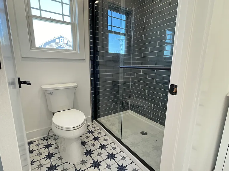 404 Boston Ave — Photo 12