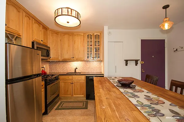 Sold by Abacus Properties | media 14