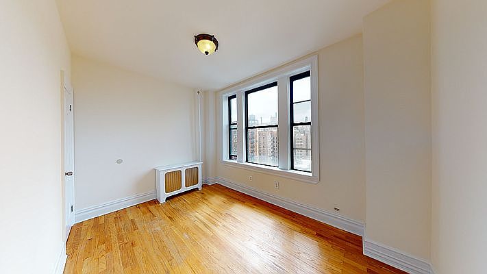 1st image of 324 W 84th St APT 124