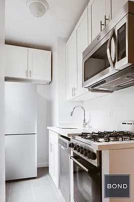 Rented by Bond New York | media 22