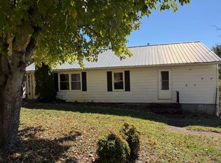 224 Old Siam Rd, Elizabethton, TN 37643