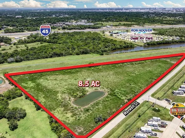 2602 Maxwell St, La Marque, TX 77568