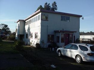303 N 1st St #4, Westport, WA 98595