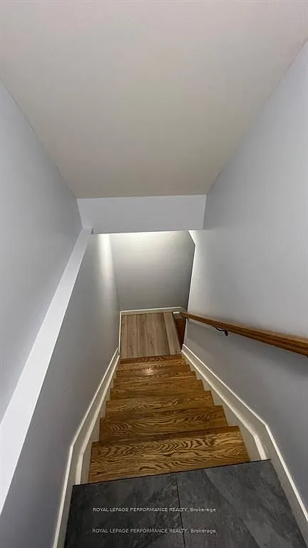 2 bed, $2,000 — Photo 2
