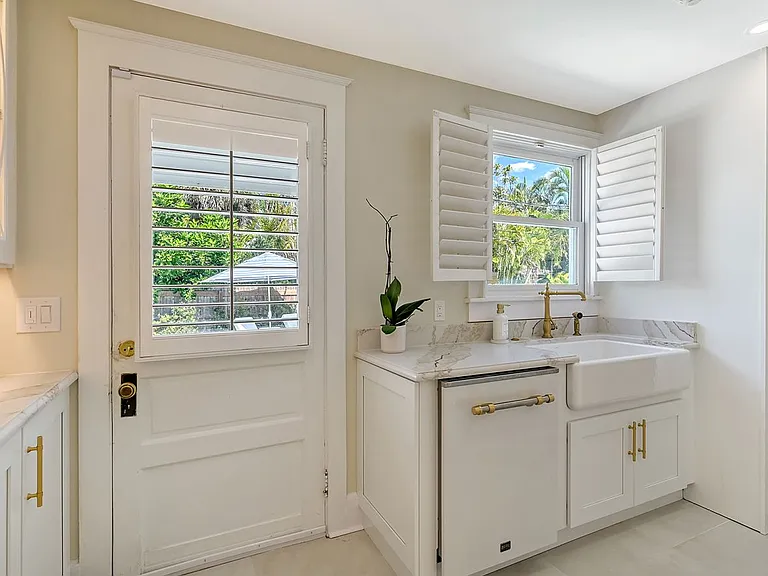 7715 Westmoreland Dr — Photo 31