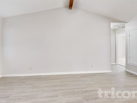 3rd image of 6215 Ridge Arbor St