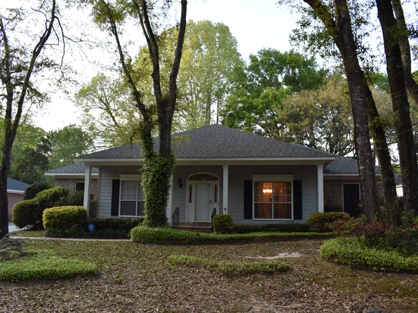 4912 Brooke Ct, Mobile, AL 36618