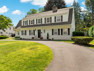 41 Sedgwick Road, West Hartford, CT, 06107