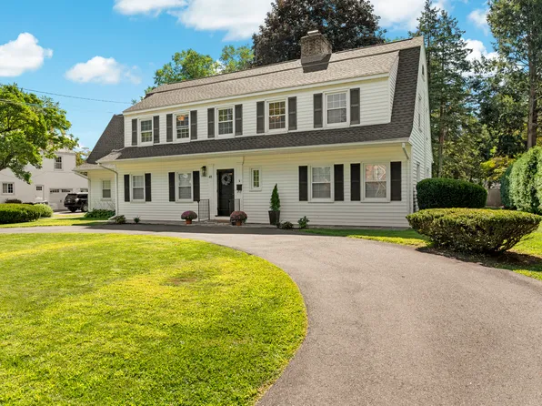 41 Sedgwick Road, West Hartford, CT 06107