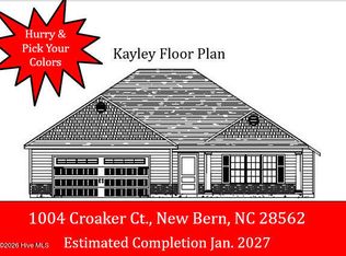 1004 Croaker Ct, New Bern, NC 28562