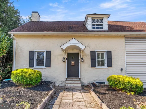 632 Fitzwatertown Rd, Willow Grove, PA 19090