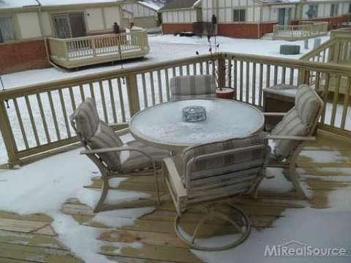 4th image of 18558 Willowridge Ln