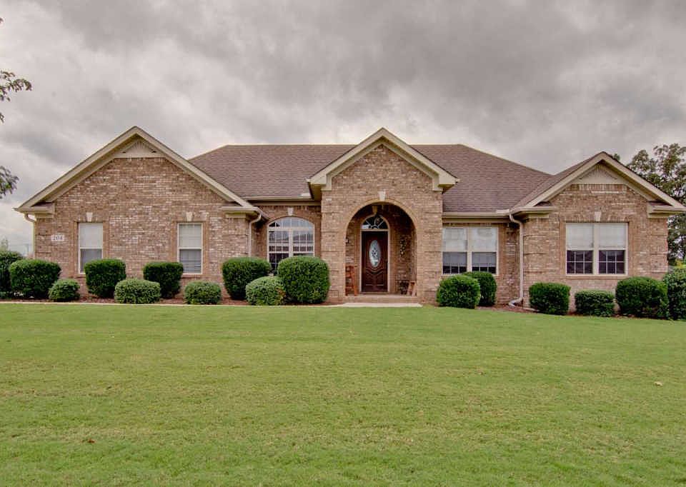 1st image of 204 Clingstone Cir