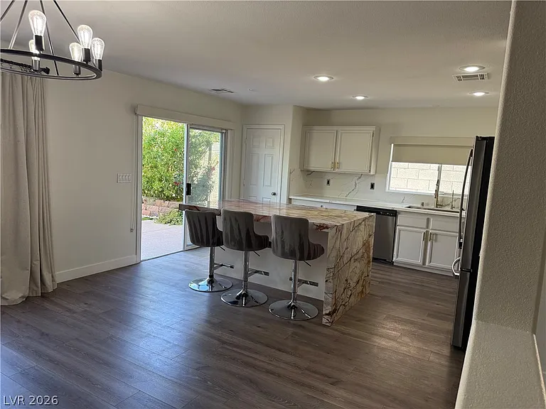 1141 Cathedral Ridge St — Photo 34
