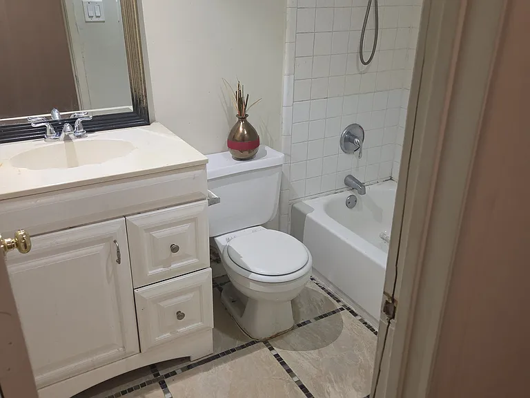 1703 Windsong Ln — Photo 8