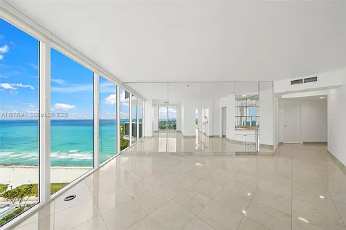 4775 Collins Ave #2507 Photo 1