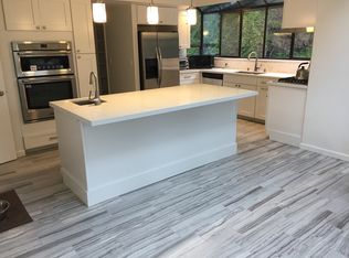 6 Berry Ln, Ross, CA 94930