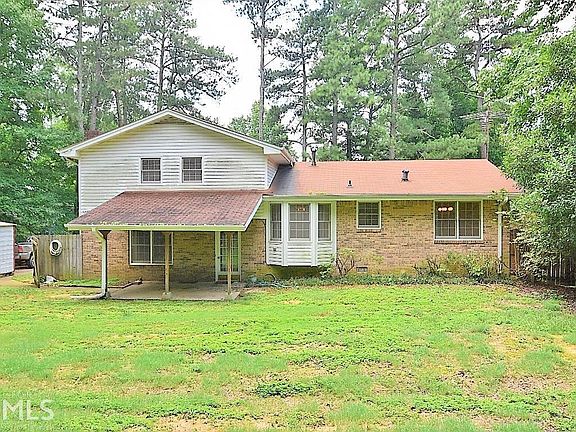 2nd image of 1762 Shadybrook Ct