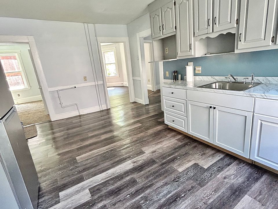 1st image of 25 Tremont St Floor 1
