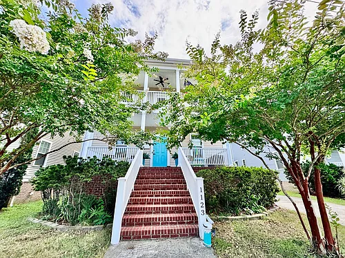 1123 W Ocean View Ave Photo 1