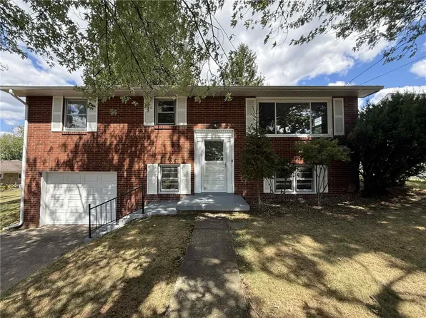 34 Lexington Ave, Uniontown, PA 15401