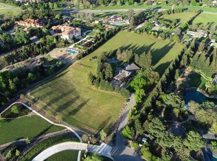 2798 E Silaxo Rd, Clovis, CA 93619