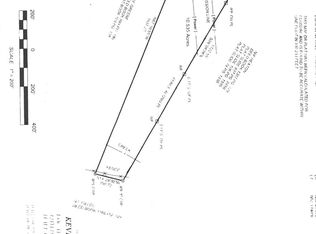 5875 Henson Rd, Gainesville, GA 30506