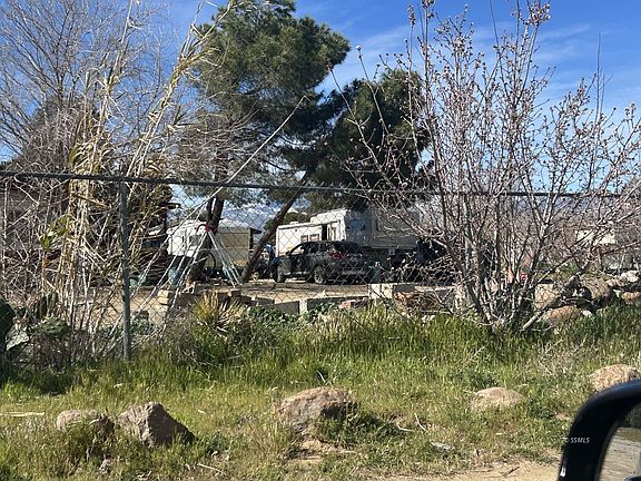 3rd image of 4829 Larsen Rd