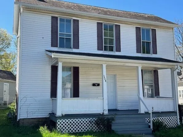 1334 Ridge Ave, Zanesville, OH 43701