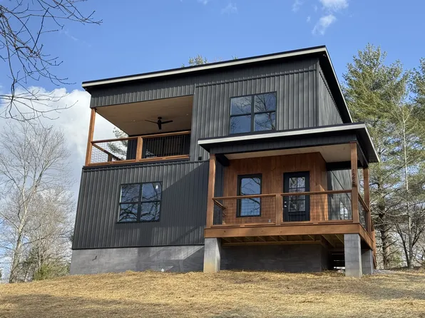 1228 Taylor Town Rd, White Bluff, TN 37187