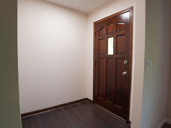 Main foyer off living room