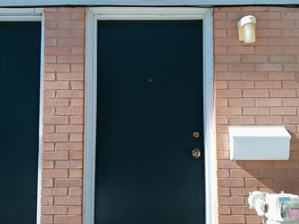 1st image of 3603 Kenbrooke Ct #80