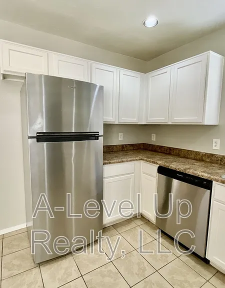 913 E 34th St #1 — Photo 10
