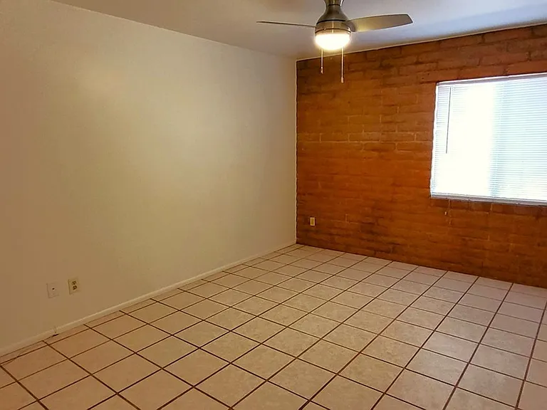 3056 N 32nd St #363 — Photo 10