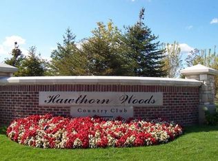 7 Prairie Landing Ct, Hawthorn Woods, IL 60047