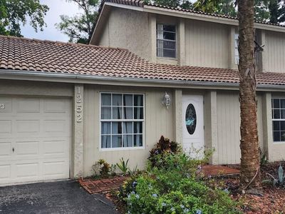 1252 NW 89th Dr, Coral Springs, FL, 33071