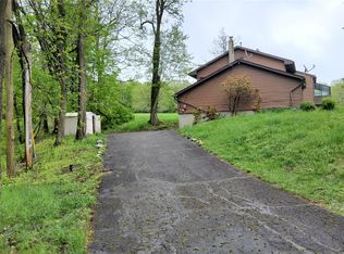 40 Felter Hill Rd, Washingtonville, NY 10992