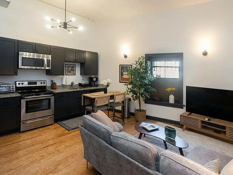 172 River St #103 — Photo 5
