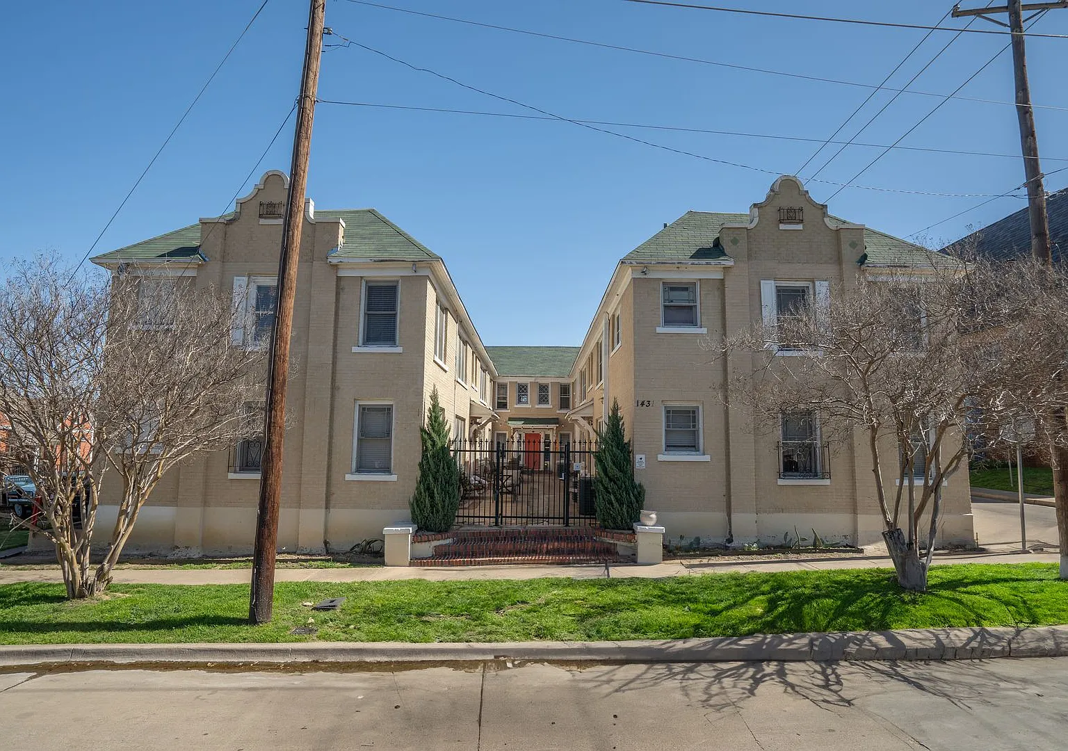 1431 Lipscomb — Photo 3