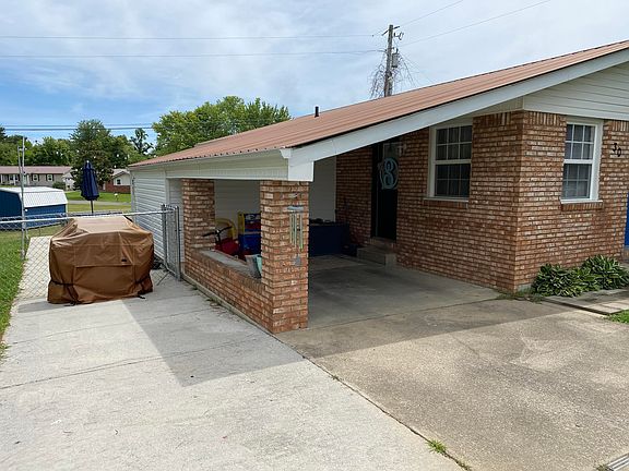 4th image of 30 Bear Pine Dr