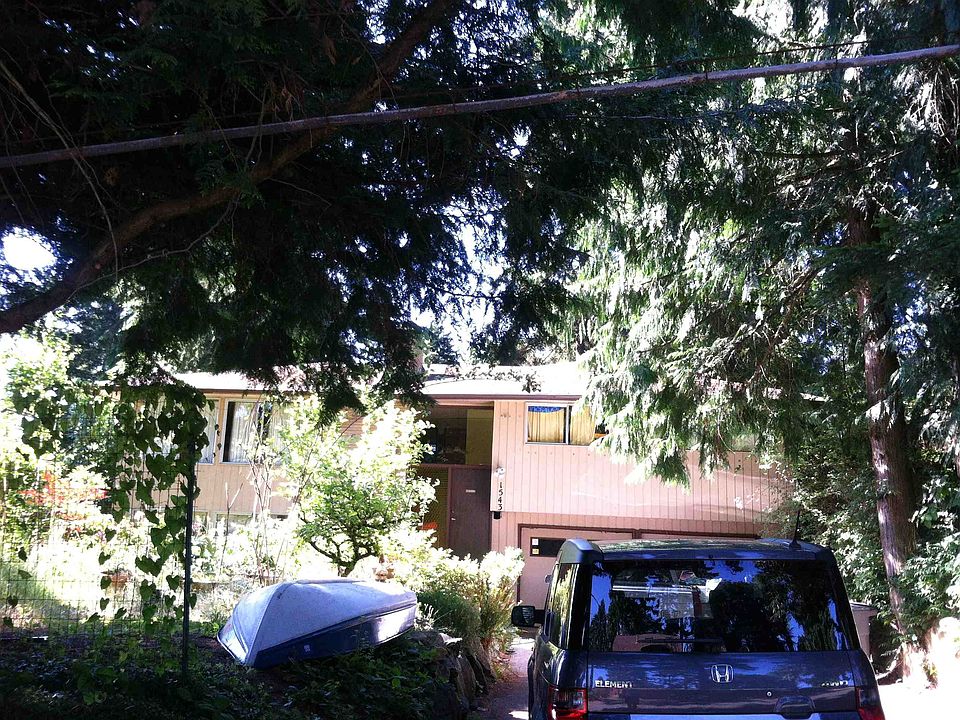 2nd image of 1543 NE 95th St